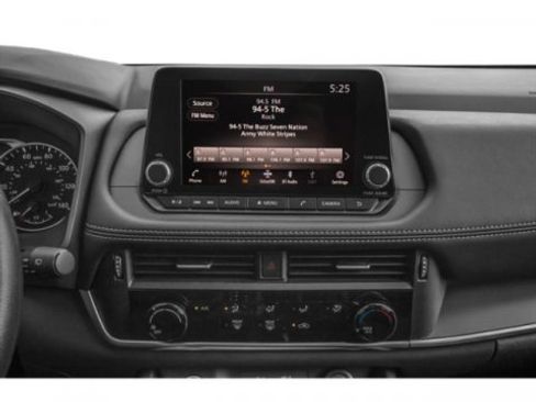 Used 2023 Nissan Rogue S AWD/4WD image 13