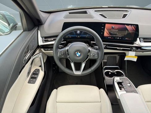 Used 2026 BMW X1 xDrive28i w/ Technology Package AWD/4WD image 28