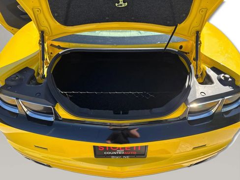 Used 2010 Chevrolet Camaro SS RWD image 11