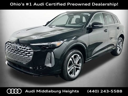 Certified 2025 Audi Q5 Premium w/ Convenience Package AWD/4WD image 3