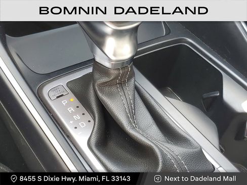 Used 2022 Kia Sorento S image 27