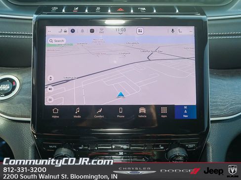 New 2025 Jeep Grand Cherokee L Limited AWD/4WD image 16