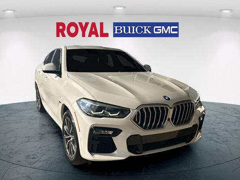 Used 2021 BMW X6 sDrive40i w/ M Sport Package image 3