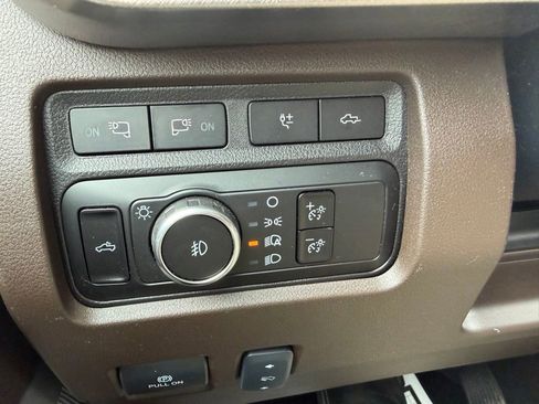 Used 2024 Ford F350 King Ranch AWD/4WD image 28