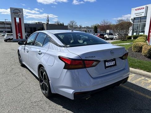 Certified 2024 Nissan Altima 2.5 SR FWD image 6