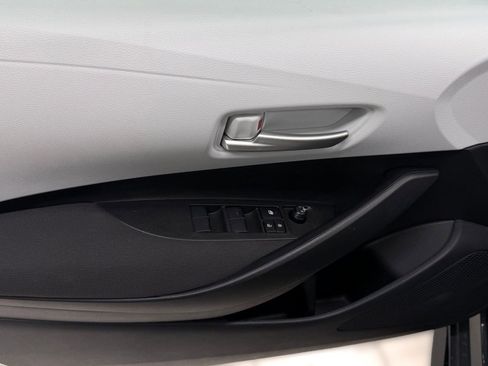 New 2026 Toyota Corolla SE image 11