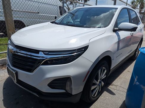 Used 2024 Chevrolet Equinox LT FWD image 3