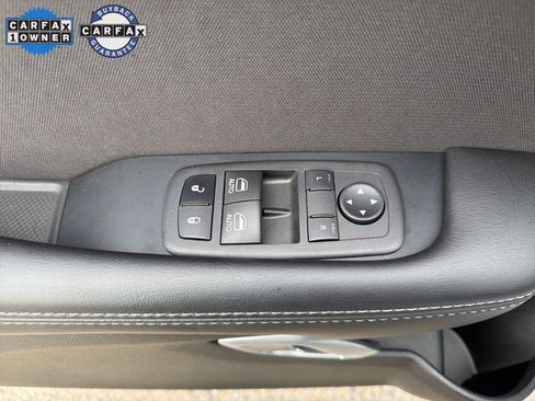 Used 2023 Dodge Challenger R/T w/ Blacktop Package image 18