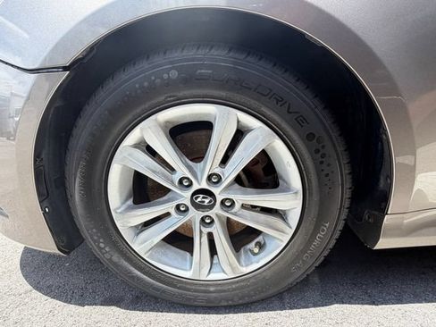 Used 2014 Hyundai Sonata GLS w/ Popular Equipment Group 2 FWD image 9