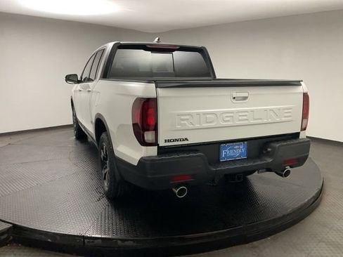 New 2026 Honda Ridgeline Black Edition image 5