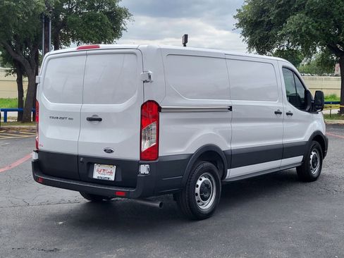 Used 2025 Ford Transit 150 Low Roof w/ Load Area Protection Package RWD image 4