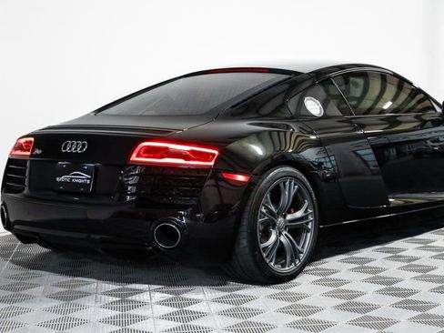 Used 2014 Audi R8 V8 image 7