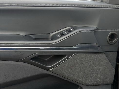 Used 2025 Lincoln Navigator Reserve image 25