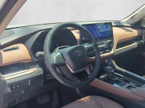 New 2026 Toyota Grand Highlander AWD image 10