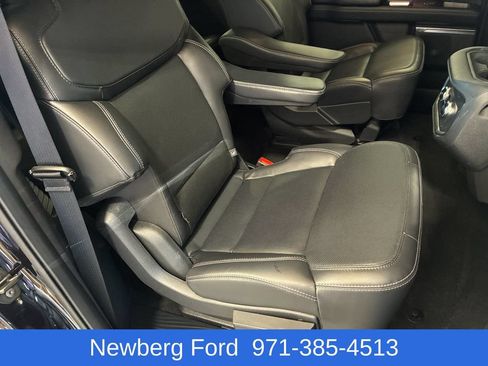 Used 2025 Ford Expedition Max Platinum w/ Stealth Performance Package AWD/4WD image 28