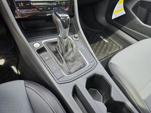 New 2026 Volkswagen Jetta SE FWD image 31
