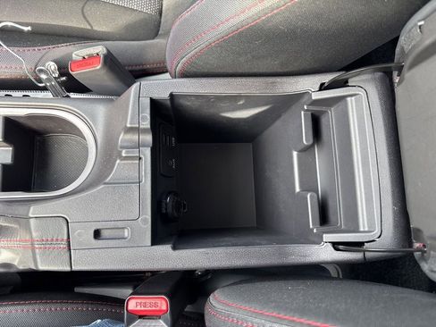 Used 2017 Subaru Impreza 2.0i Sport image 21