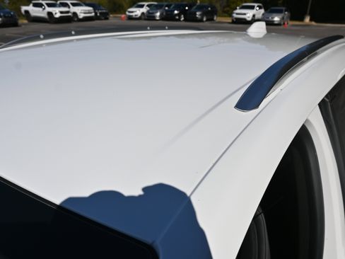 Used 2025 Chevrolet Equinox EV LT w/ Convenience Package image 14