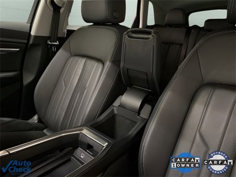 Used 2023 Audi e-tron Premium Plus w/ Premium Plus Package image 61