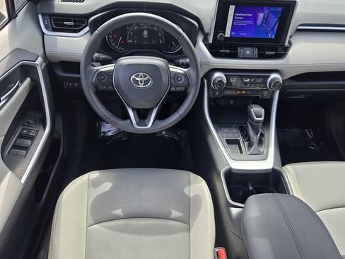 Used 2023 Toyota RAV4 XLE Premium FWD image 14
