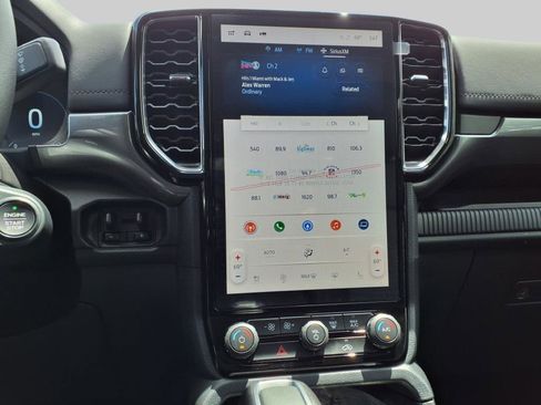 New 2025 Ford Ranger Lariat w/ FX4 Off-Road Package image 8