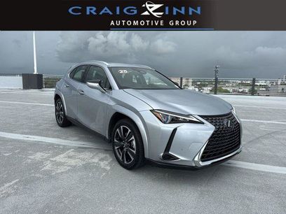 Certified 2025 Lexus UX 300h FWD w/ Accessory Package (Z1)