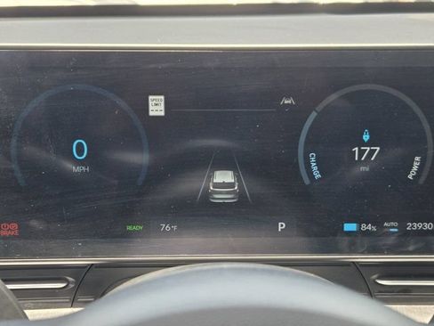 Certified 2024 Hyundai Kona SEL FWD image 15