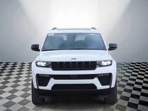 New 2026 Jeep Grand Cherokee L Limited w/ Limited Altitude Package AWD/4WD image 2
