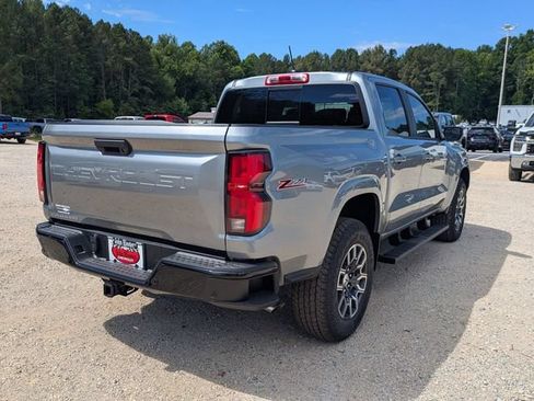 New 2026 Chevrolet Colorado Z71 w/ Technology Package AWD/4WD image 2
