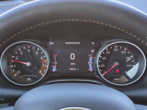 Used 2018 Jeep Compass Limited image 28