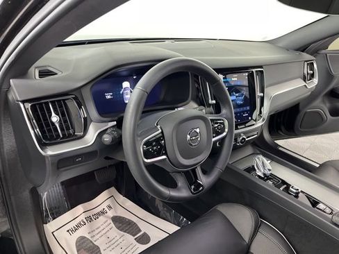 Used 2024 Volvo S60 B5 Plus FWD image 19