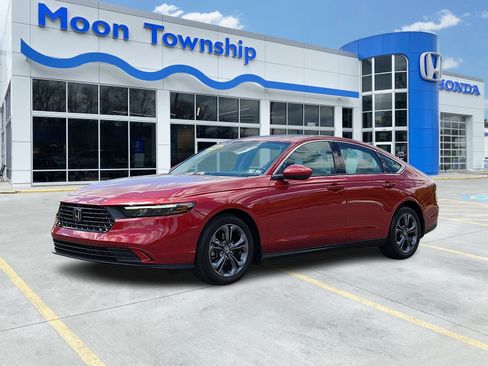 Used 2023 Honda Accord EX image 3
