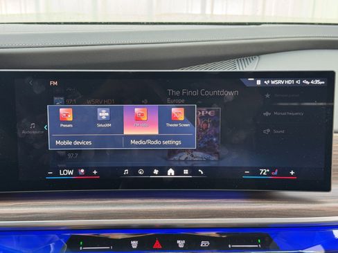 Used 2023 BMW i7 xDrive60 image 29