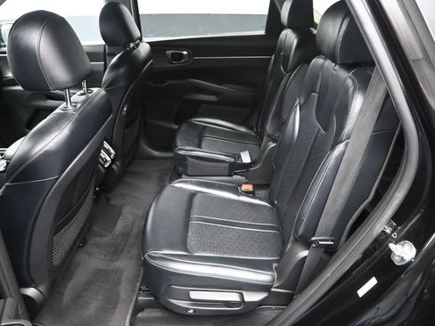 Certified 2021 Kia Sorento S image 30