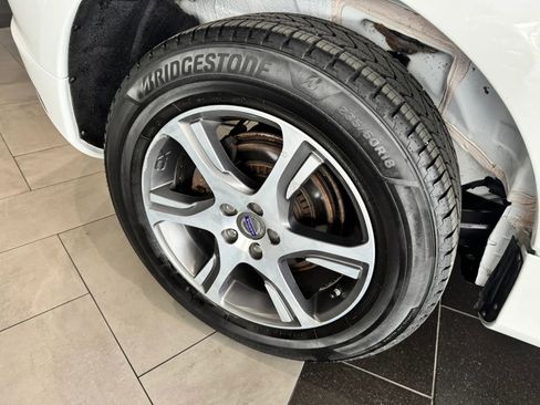 Used 2014 Volvo XC60 T6 image 39