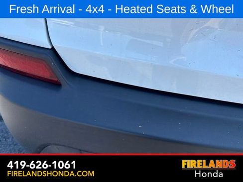 Used 2019 Jeep Cherokee Latitude Plus w/ Cold Weather Group AWD/4WD image 28