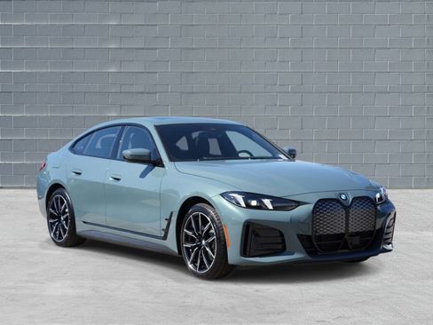 New 2026 BMW i4 eDrive40 w/ M Sport Package RWD image 1