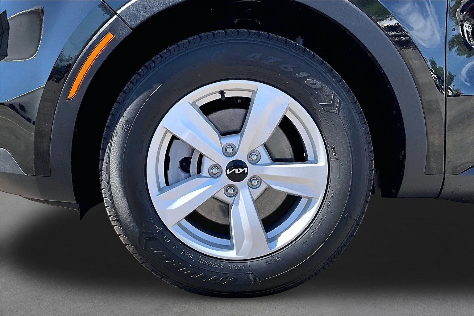 Used 2022 Kia Sorento LX FWD image 8