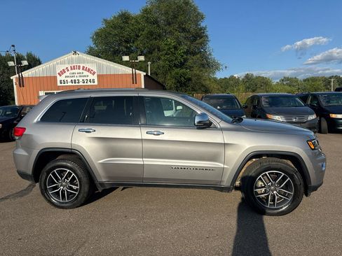 Used 2019 Jeep Grand Cherokee Limited w/ Luxury Group II AWD/4WD image 4