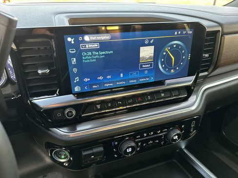 Used 2025 Chevrolet Silverado 2500 High Country w/ High Country Premium Package image 16