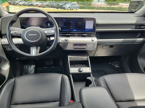 Used 2024 Hyundai Kona Limited FWD image 11