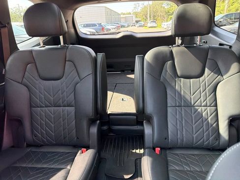 Certified 2025 Kia Telluride SX Prestige X-Line AWD/4WD image 21