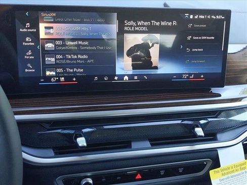 Used 2026 BMW X7 xDrive40i w/ Premium Package image 12