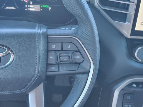 Used 2025 Toyota Tundra Limited image 29