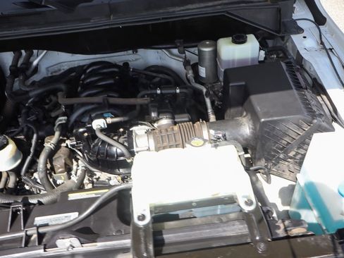 Used 2019 Nissan NV 2500 SV RWD image 16