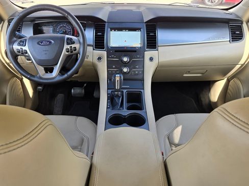 Used 2018 Ford Taurus SEL w/ Equipment Group 201A FWD image 16