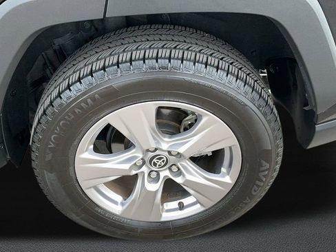 Used 2023 Toyota RAV4 XLE image 9