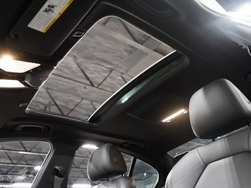 Used 2020 BMW 540i w/ Convenience Package RWD image 11