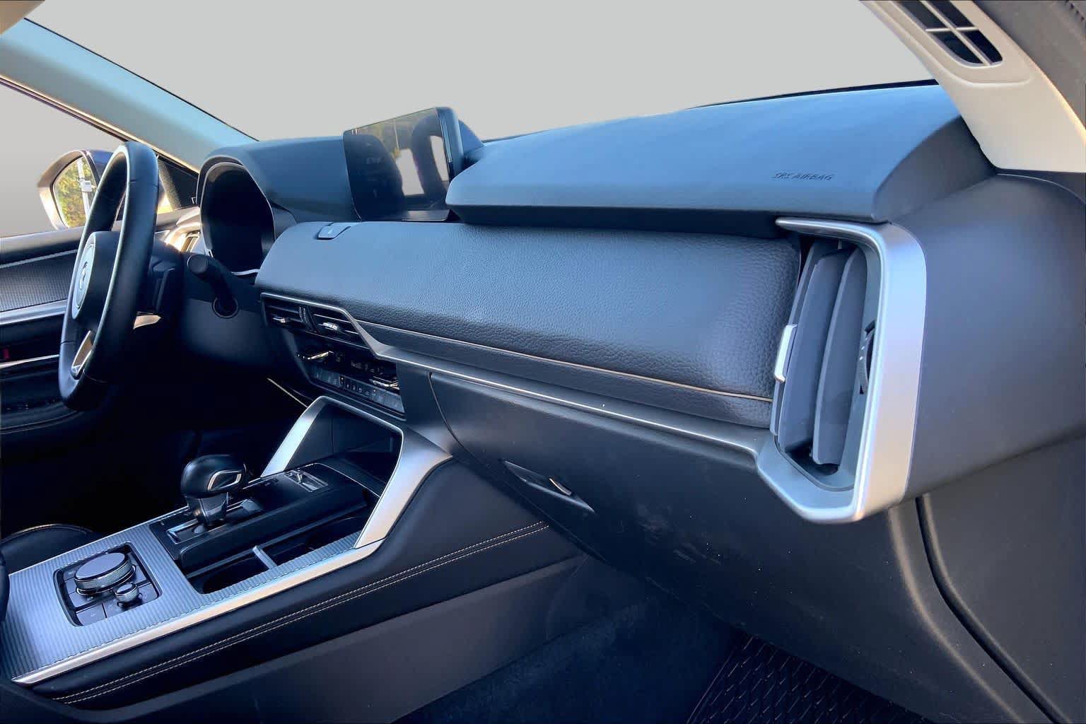 Certified 2024 MAZDA CX-90 Plug-In Hybrid w/ Premium Pkg AWD/4WD image 19