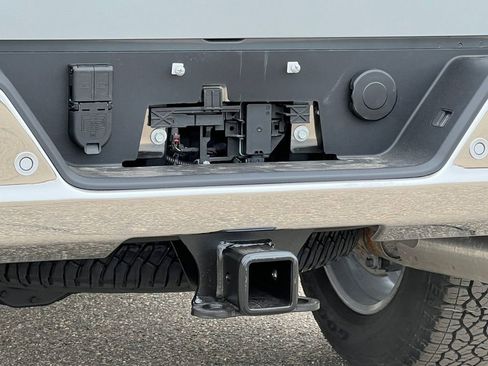 New 2026 GMC Sierra 2500 SLT w/ SLT Premium Package image 13